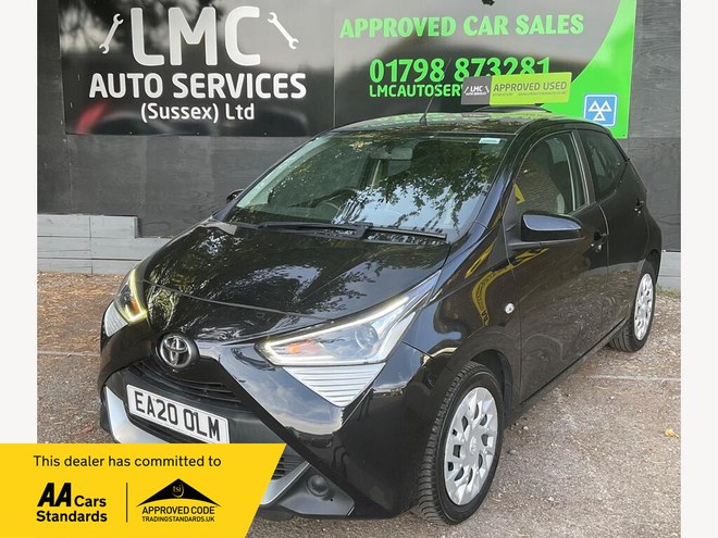 Toyota AYGO 1.0 VVT-i x-play Euro 6 5dr